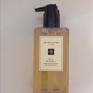 Jo Malone Wild Bluebell Gel with Black Pump